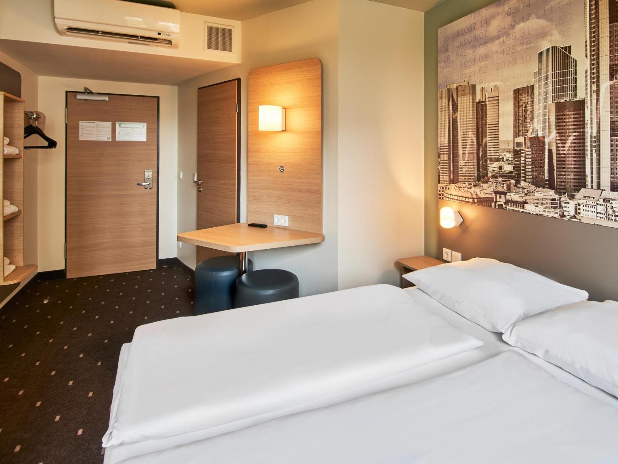 B&B Hotel Frankfurt-West Eschborn Exterior photo